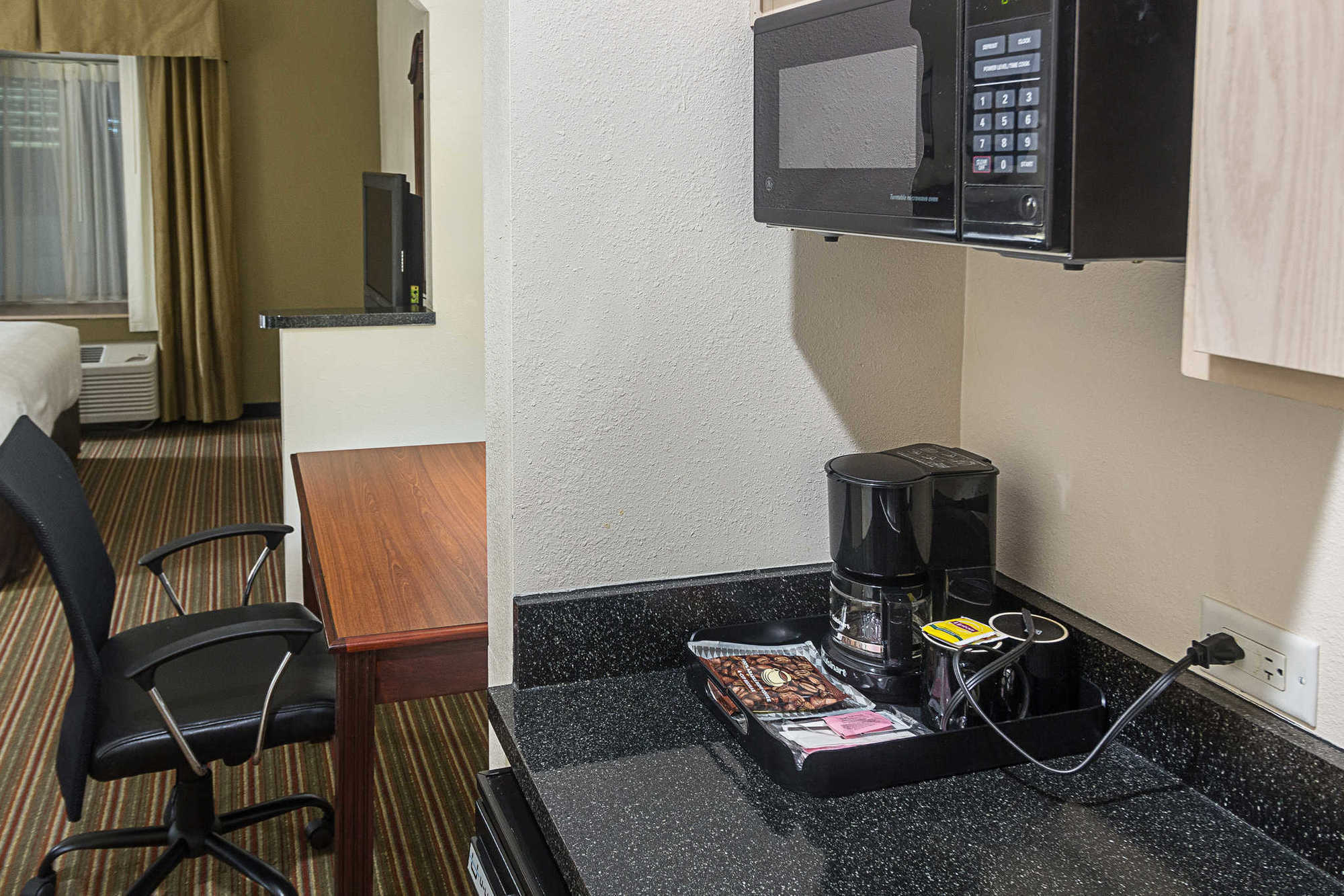 Quality Inn & Suites West Chase Houston Quarto foto